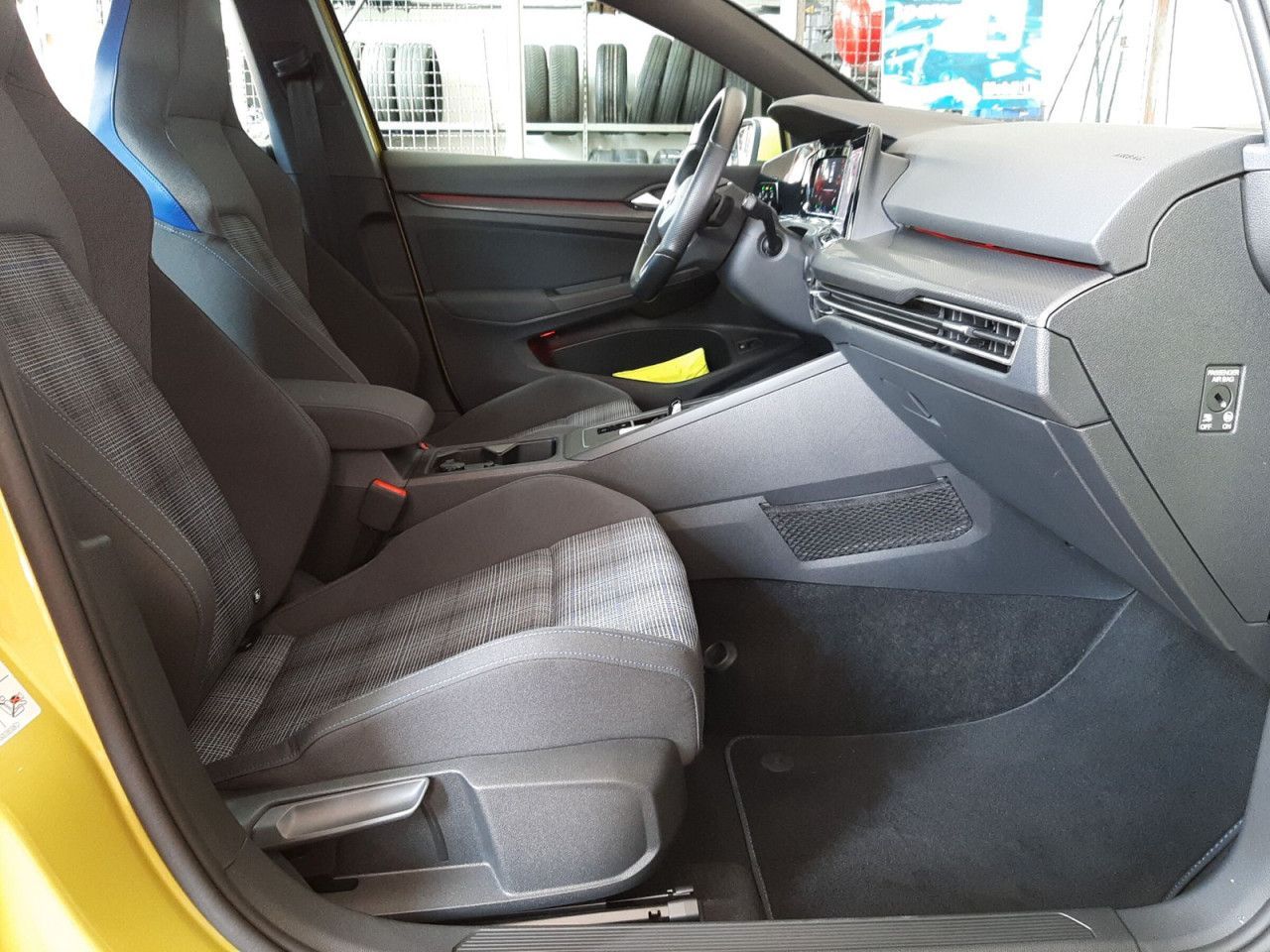 Fahrzeugabbildung Volkswagen Golf GTE 1.4 eHybrid OPF 110 kW 6-Gang-DSG GW