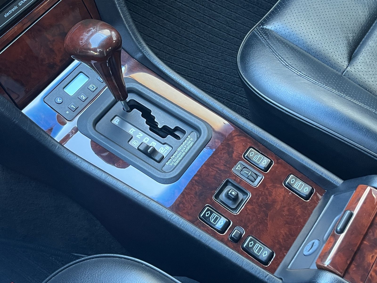 Fahrzeugabbildung Mercedes-Benz E 500 TOP ZUSTAND**SAMMLERFAHRZEUG**