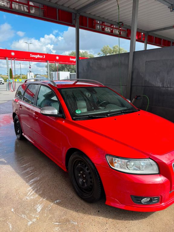 Volvo V50