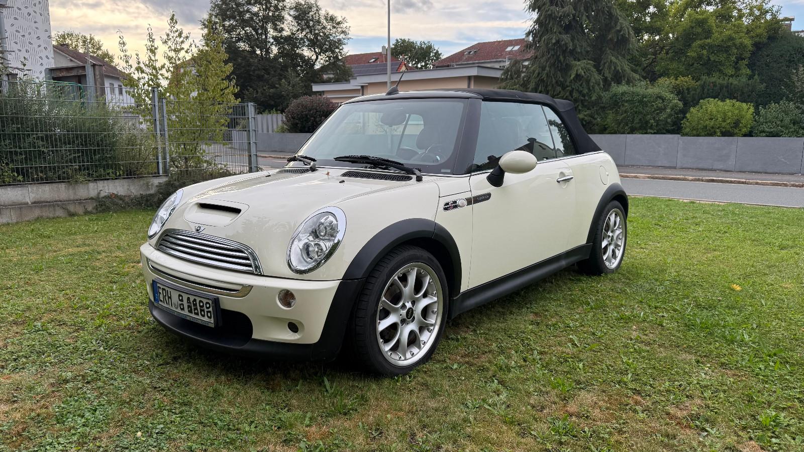 MINI COOPER S CABRIO Sondermodell Sidewalk