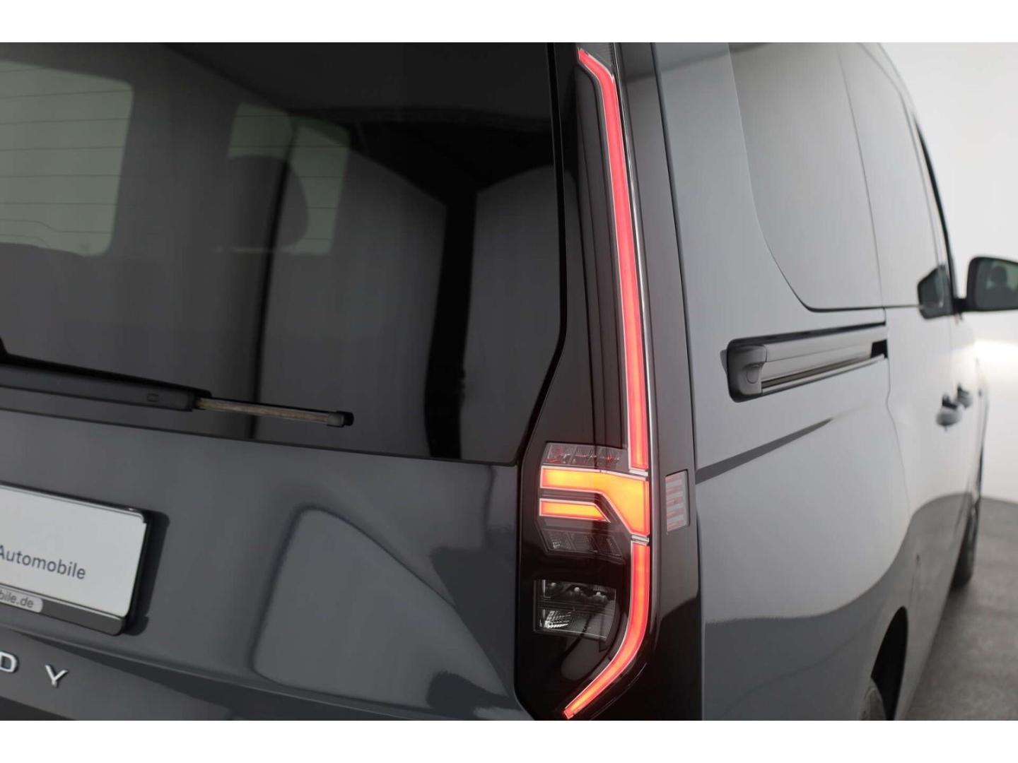 Volkswagen Caddy Life 2.0 TDI Dark Label AHK/ACC/Navi/RFK