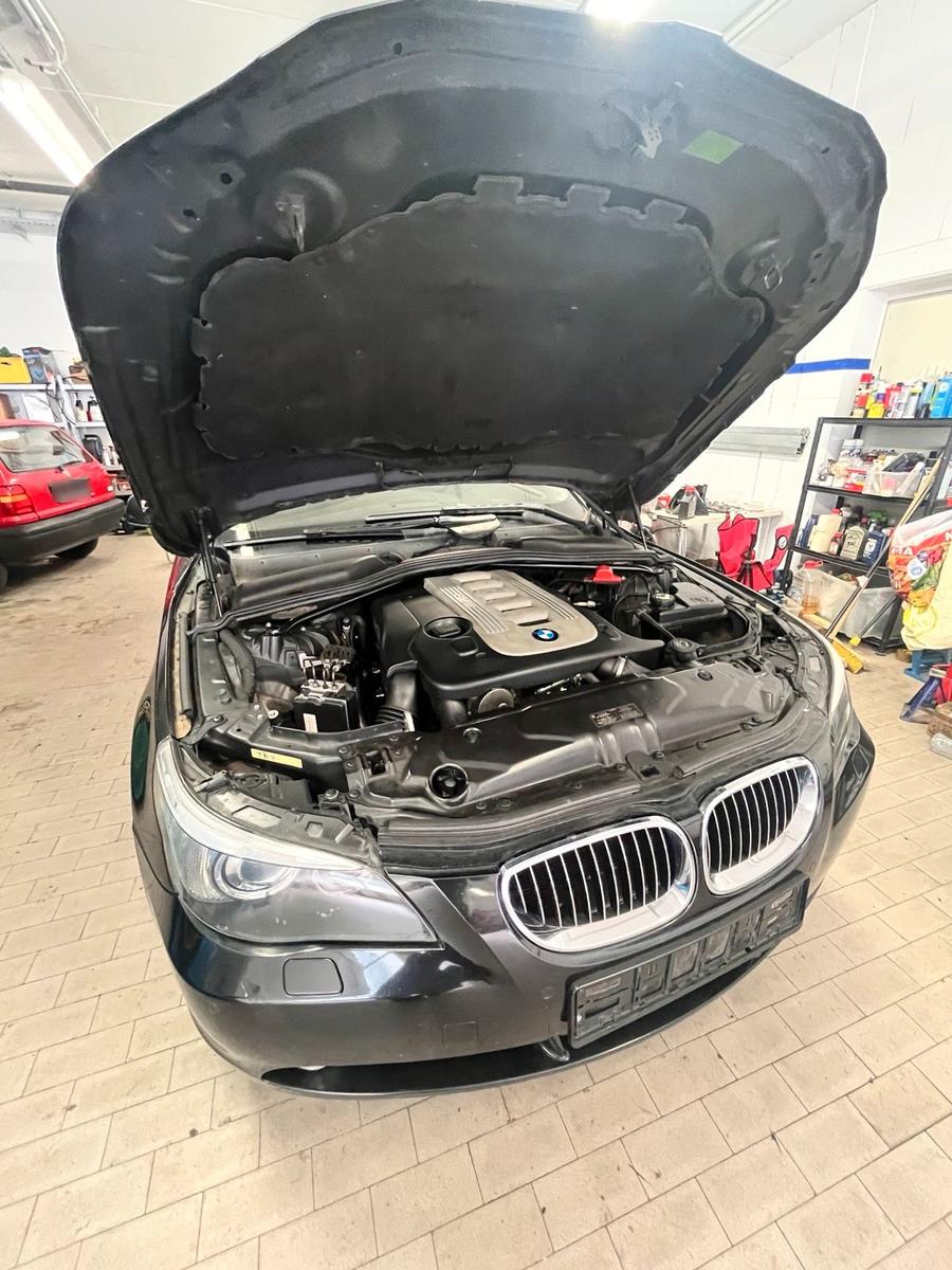 BMW 530 2005 — photo 13