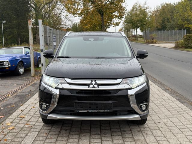 Mitsubishi Outlander Edition 100+ 4WD *7SITZER*