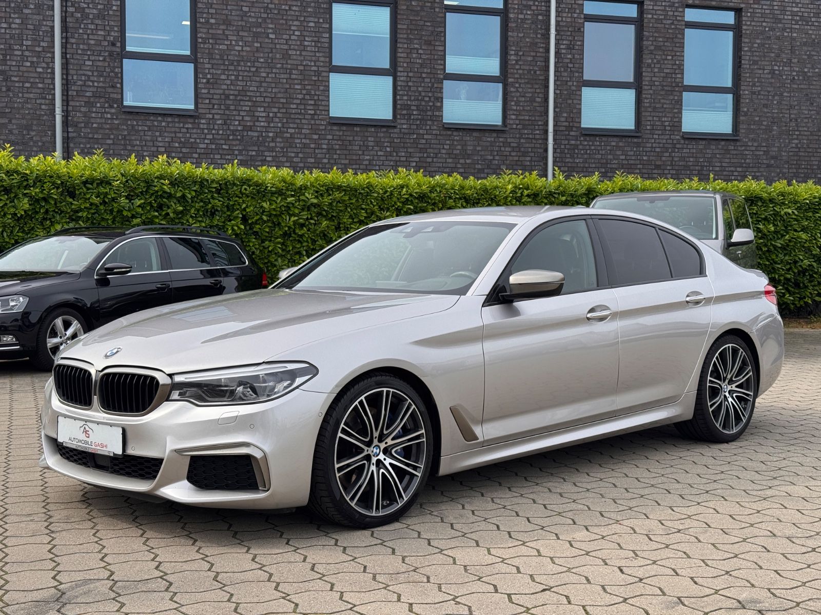 BMW M550d xDrive*LED*ACC*HUD*H&amp;K*Kamera*NightVision*
