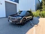 Volkswagen Touareg 3.0 V6 TDI 4MOTION Elegance Luft AHK