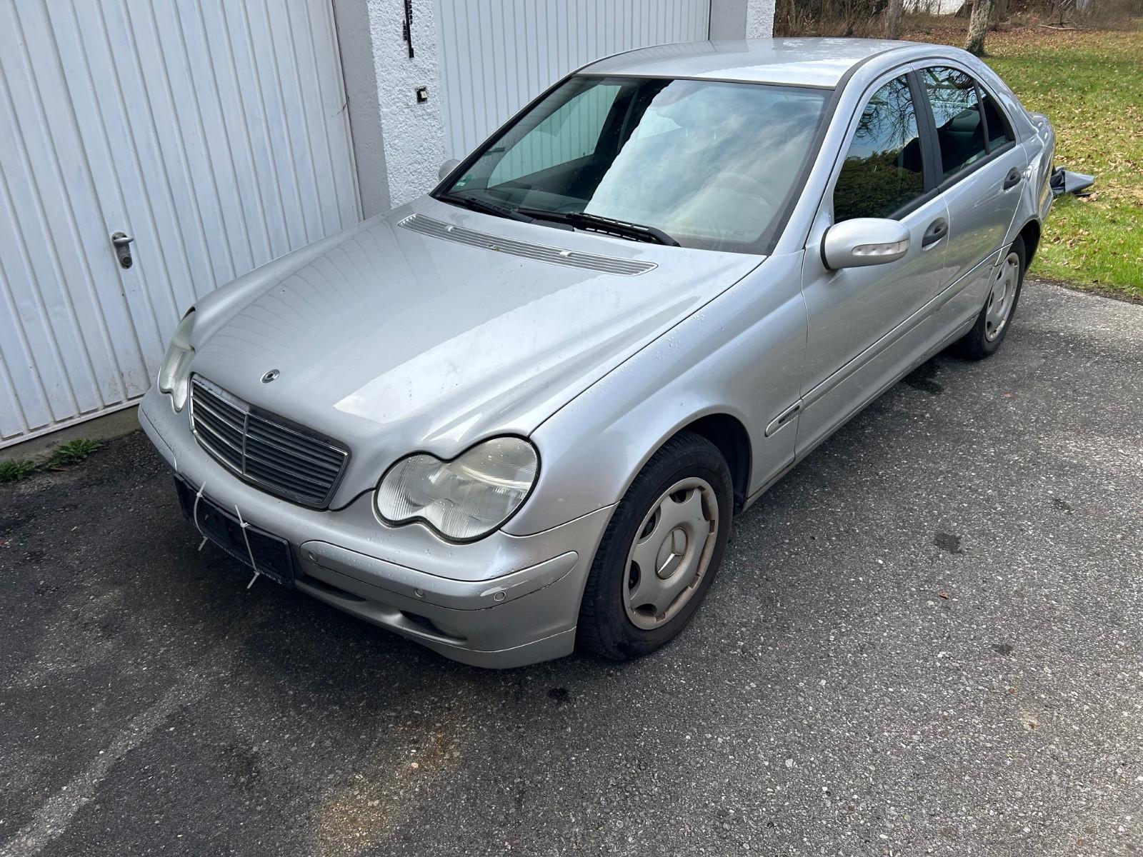Mercedes-Benz C 200 C Limousine C 200 CDI