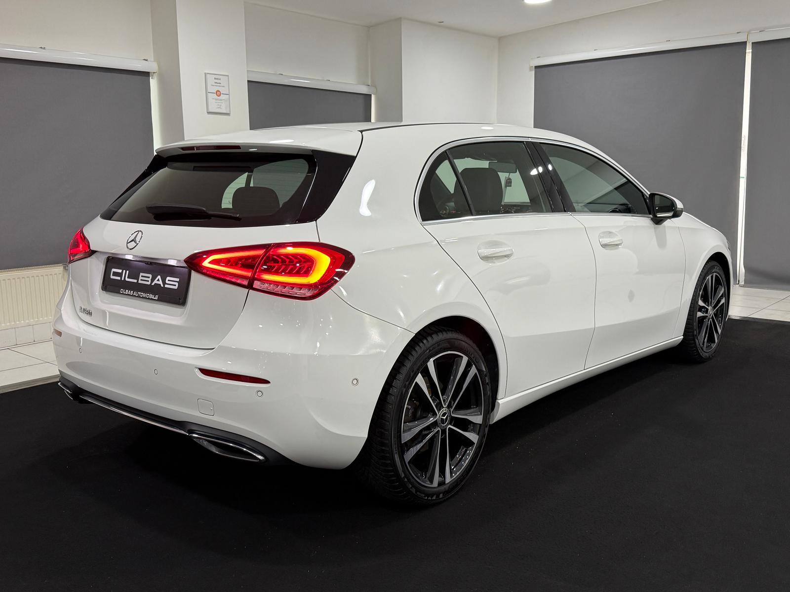 Mercedes-Benz A 180 7G Edition 19*WIDE*AMBIENTE*LED*LEDER*KAM*