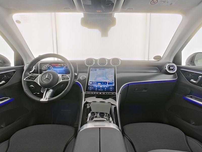 Mercedes-Benz GLC 300 e 4M DISTRONIC Kamera AHK Memory Totwin. imagem 3