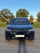 BMW iX3 IMPRESSIVE IMPRESSIVE - BMW iX3: Von Privat