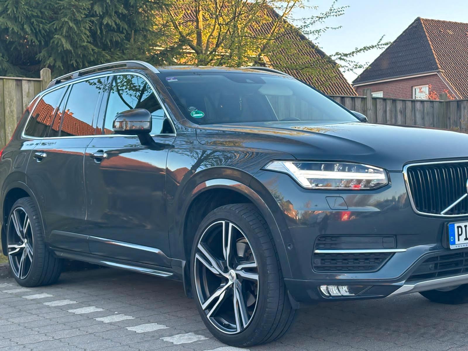 Volvo XC 90 XC90 Momentum AWD*7Sitzer*Allwetter*