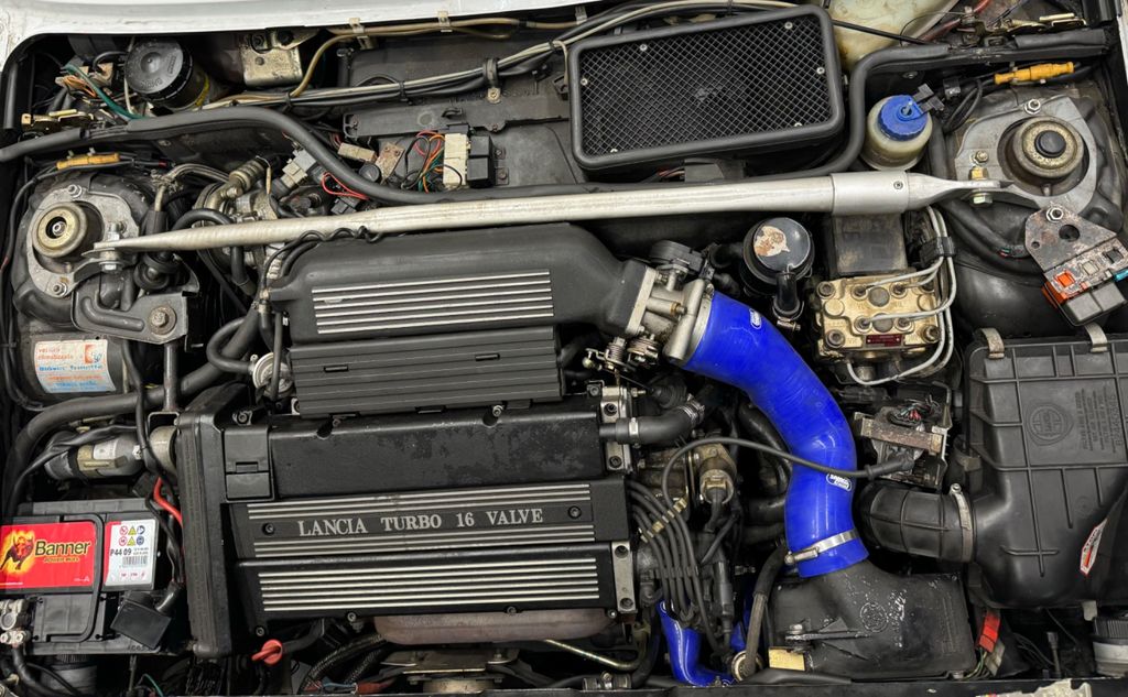 Lancia Delta Integrale 2.0 16V Turbo HF*EVO I*MARTINI*