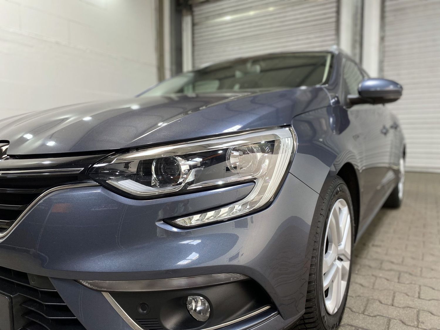Fahrzeugabbildung Renault Megane Business Edition #Tempomat#PDC#AHK#Navi