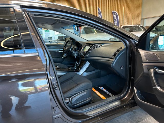 Hyundai i40 cw blue Premium *Navi*TOP*AHK*