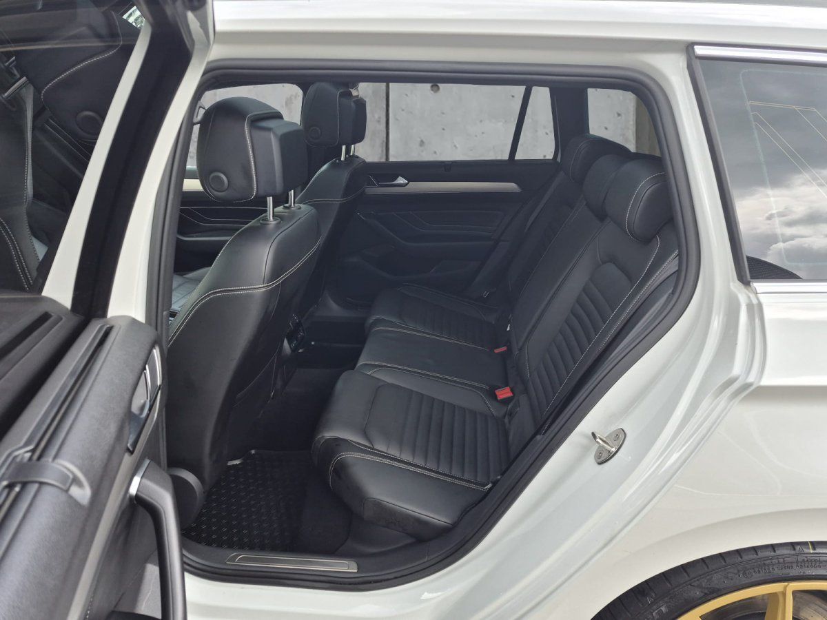 Volkswagen Passat Variant 2,0 TSI DSG 4Motion Elegance St foto 16