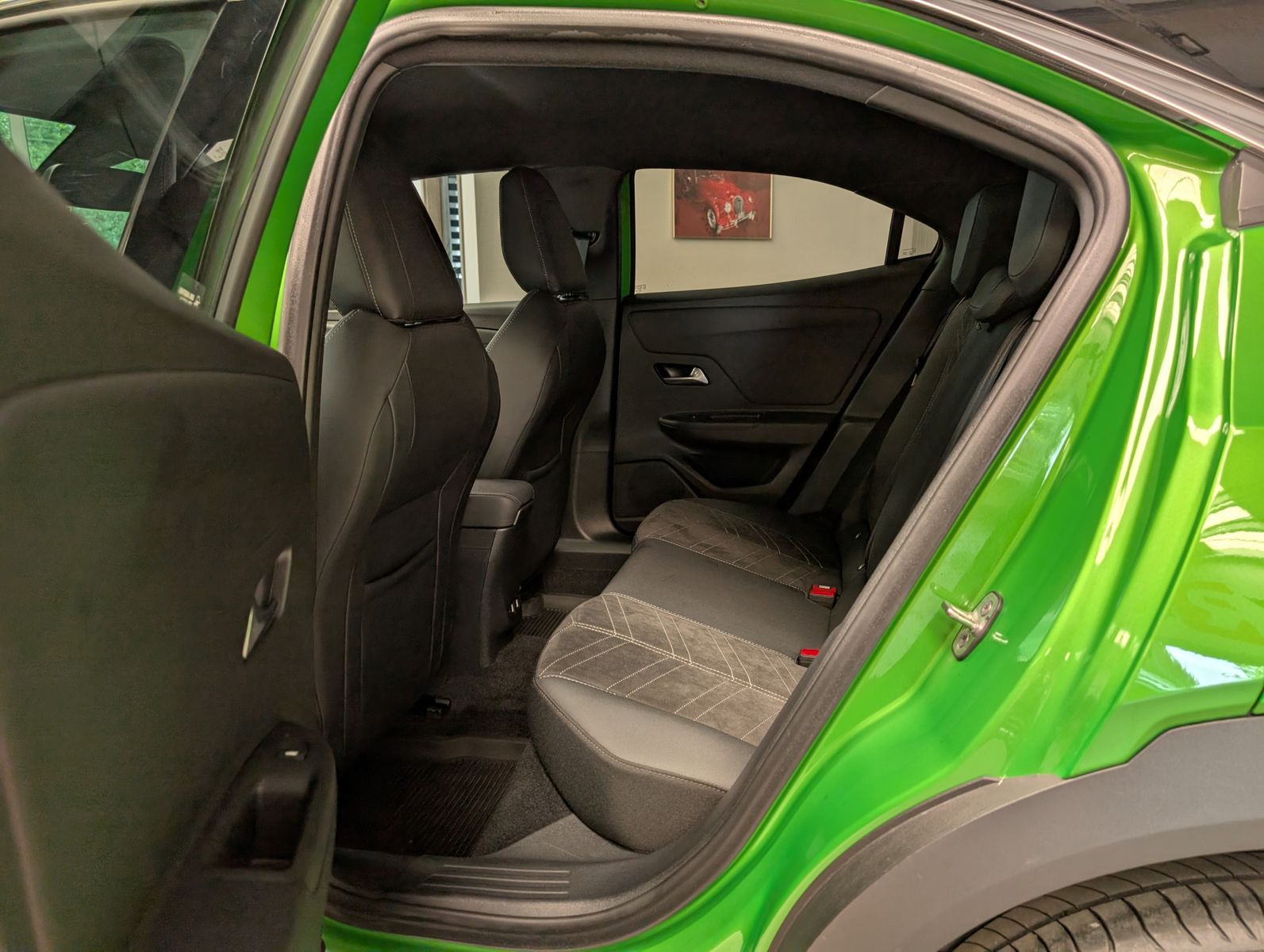 Fahrzeugabbildung Opel Mokka 1.2 Ultimate Aut. Winter-Paket Kamera ACC