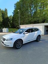 Volvo XC60 T5 - Volvo XC60: Volv