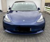 Tesla Model 3 Hinterradantrieb  TOP Zustand - Tesla Model 3 in Kassel