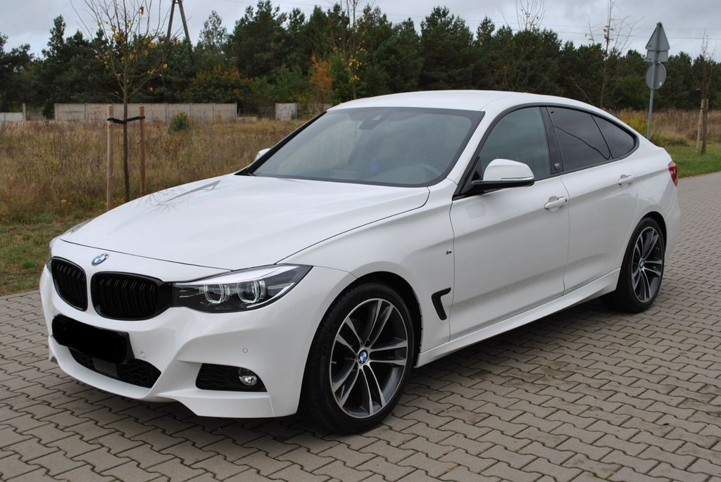 Image of BMW 320 Gran Turismo
