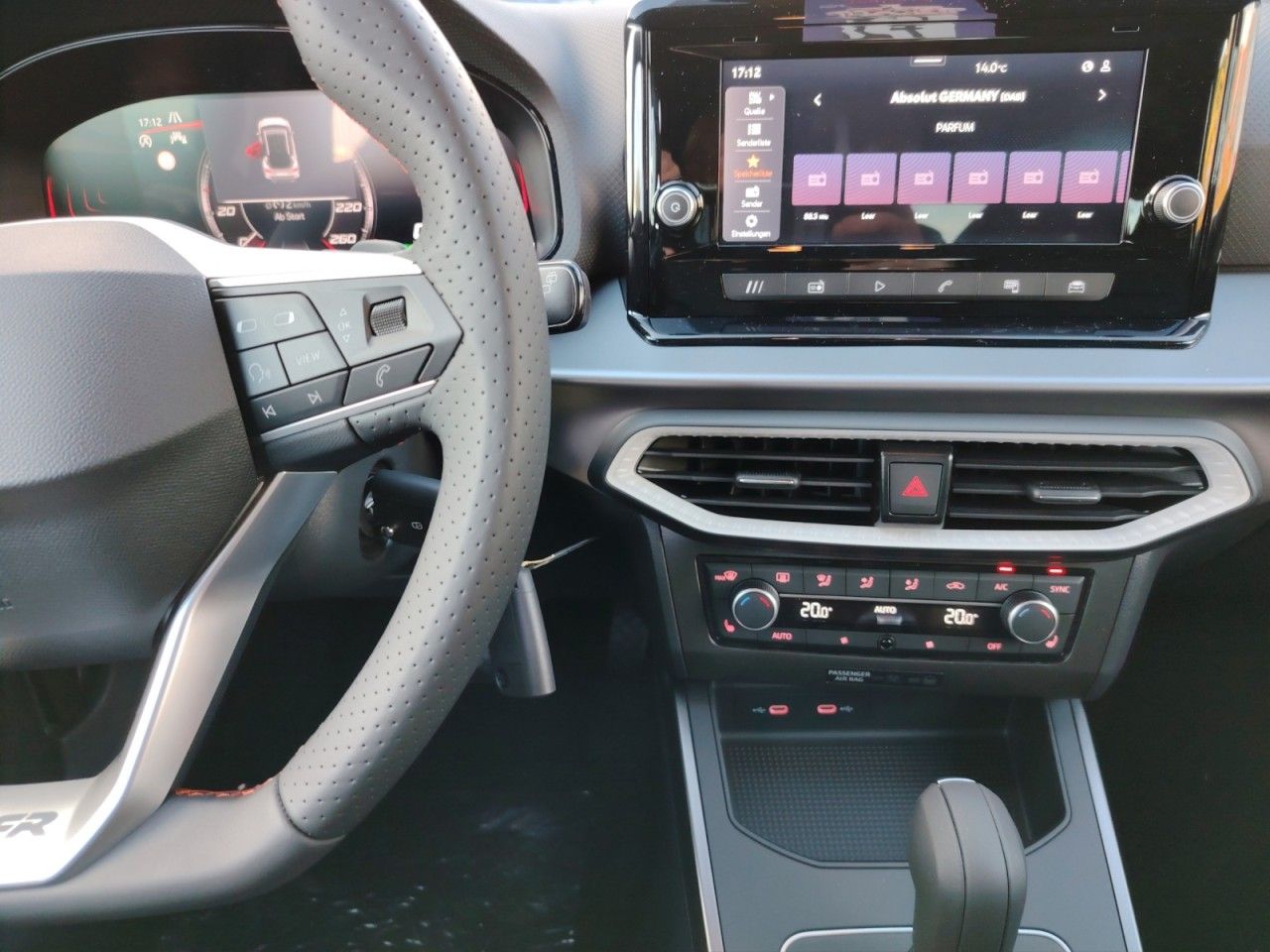 Fahrzeugabbildung SEAT Arona FR TSI DSG Black Edition AHK