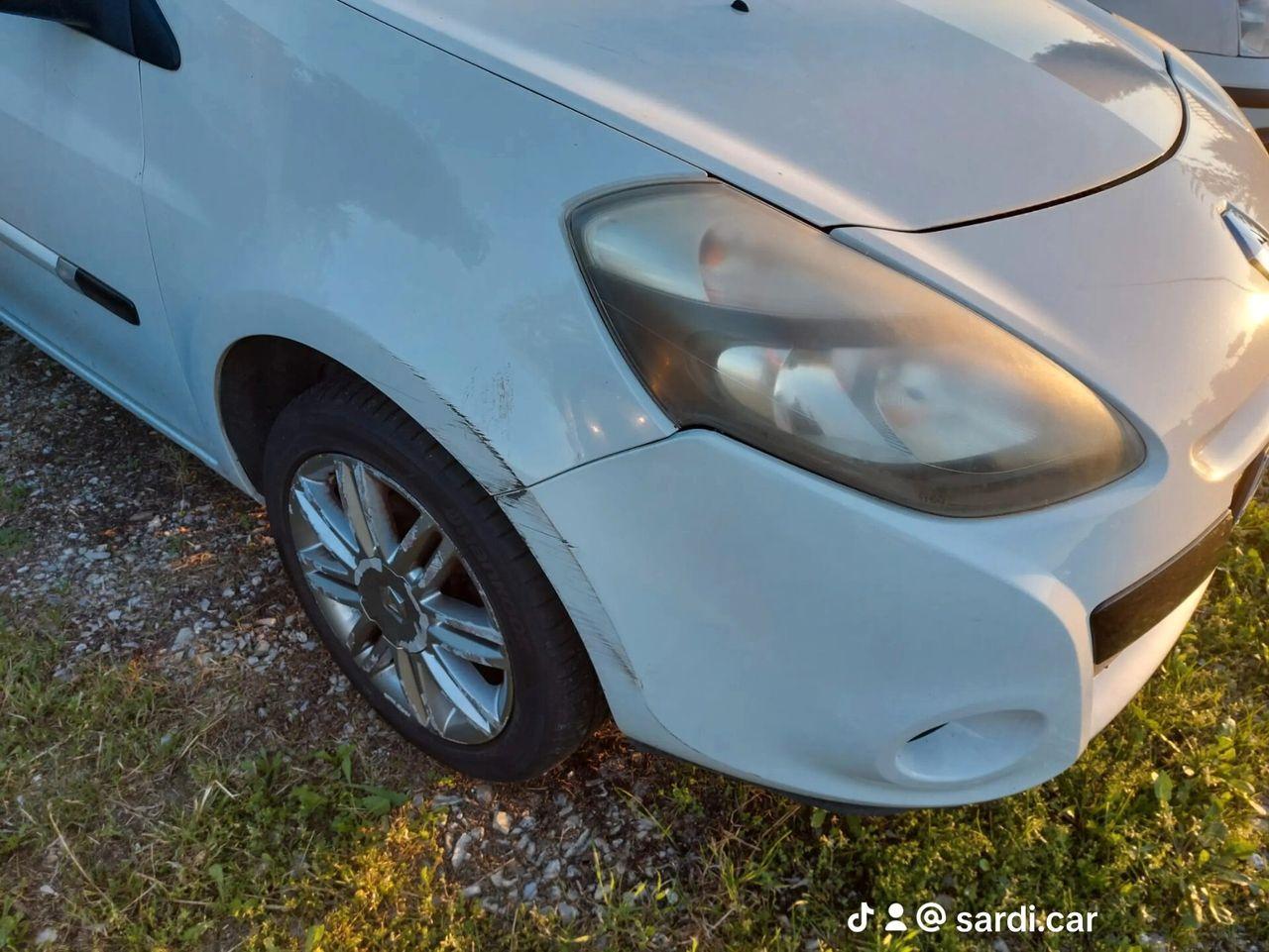 Renault Clio 2011 — photo 6