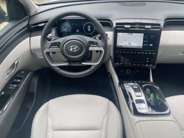 Fahrzeugabbildung Hyundai TUCSON HEV 1.6 T-GDi 2WD PRIME Leder Krell Navi