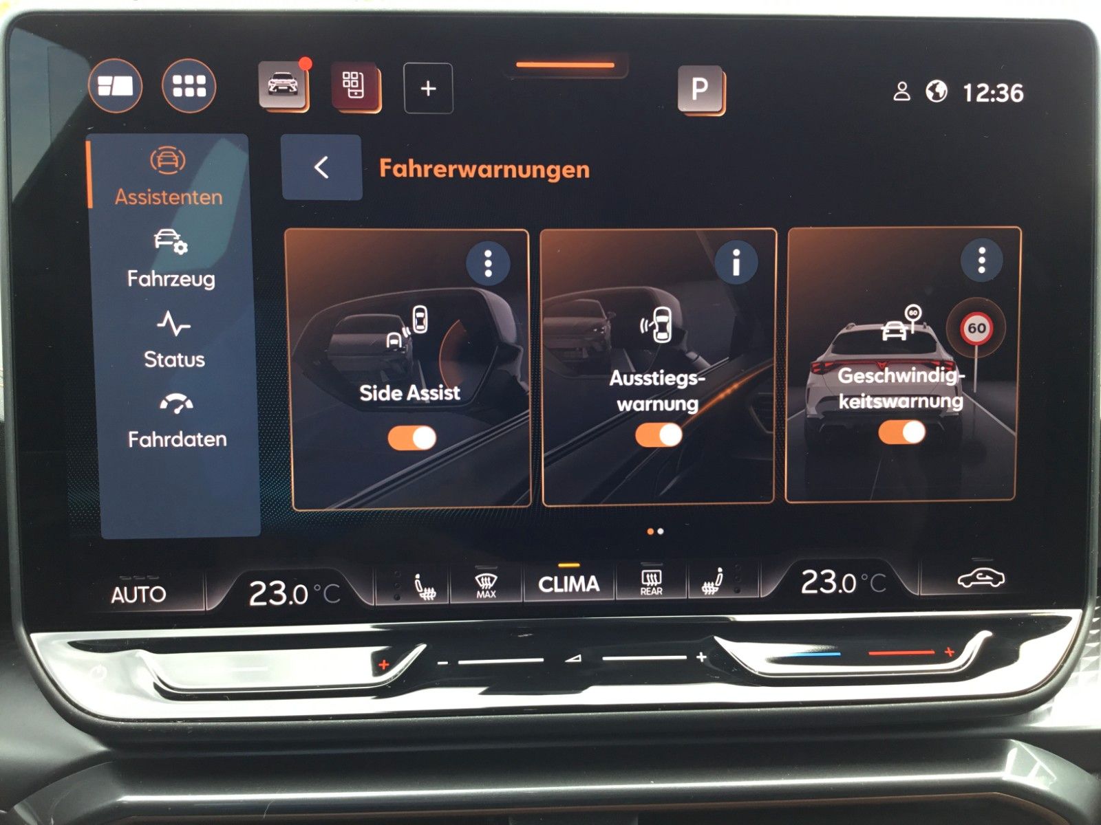 Fahrzeugabbildung CUPRA Formentor 2.0 TSI DSG 4WD+Pano+Matrix+AHK+19"
