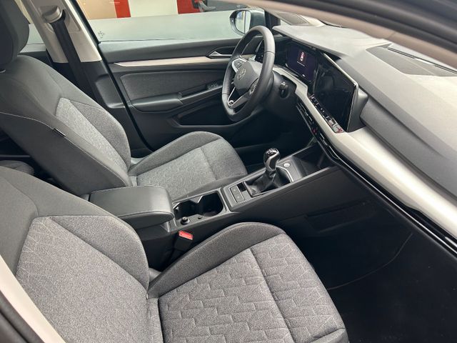 Fahrzeugabbildung Volkswagen Golf 2.0 TDI Move+CarPlay+LED+Navi+AllW.LM+SHZ+
