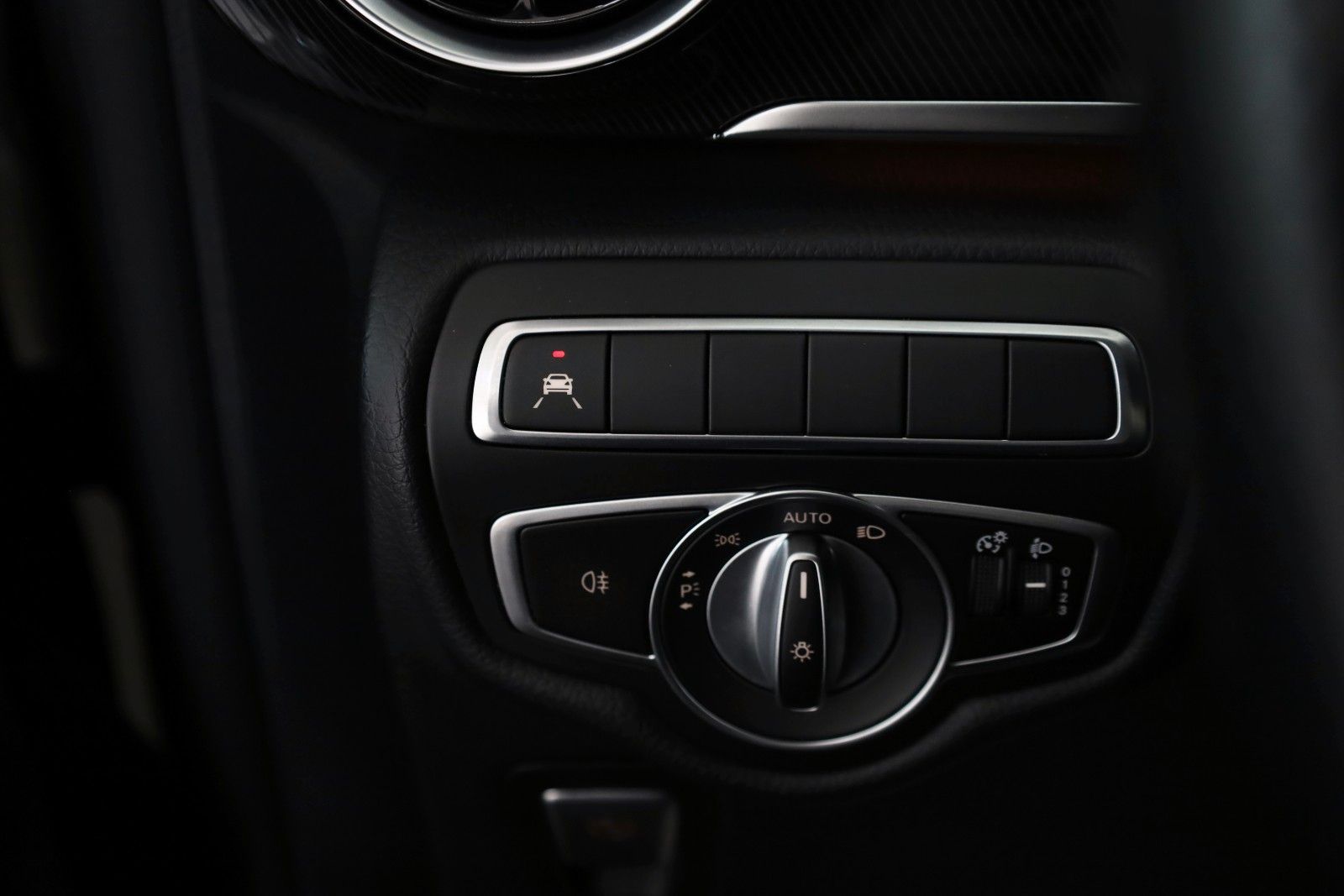 Fahrzeugabbildung Mercedes-Benz V 220 d RISE kompakt,Navi,SH,Carplay,Kamera,AHK