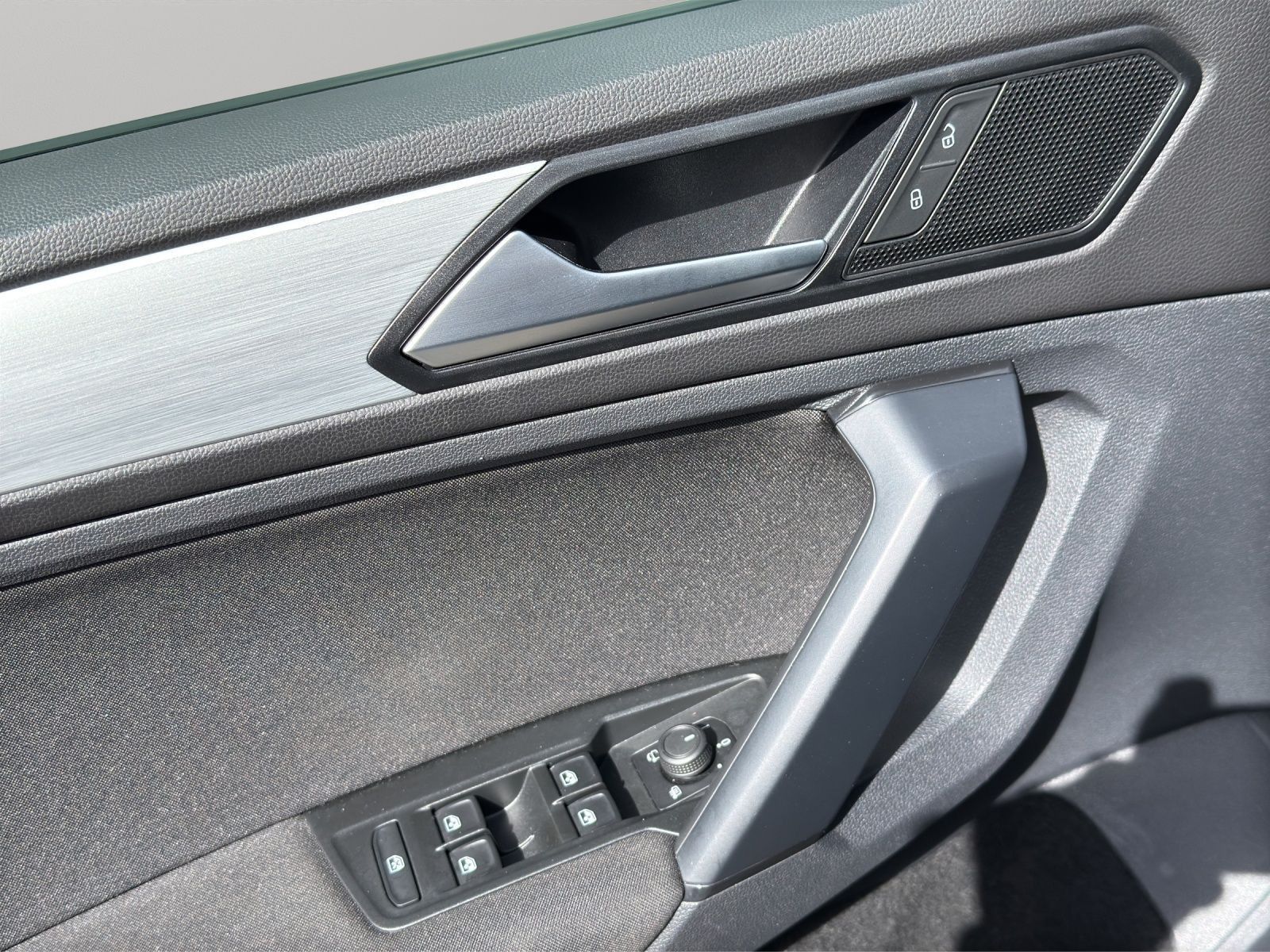 Volkswagen Tiguan - Bild 13