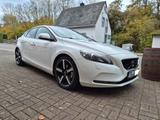 Volvo V40 - 200PS - Sportfahrwerk