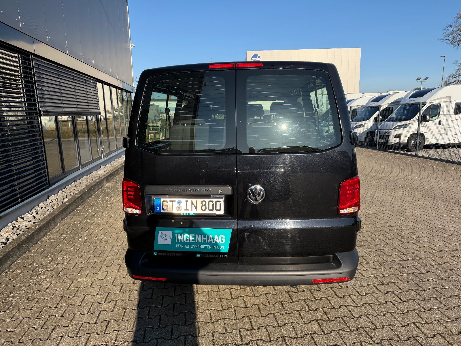 Fahrzeugabbildung Volkswagen T6.1  2.0TDI LR Flügelt. 9 Sitzer SHZ Komf.Paket