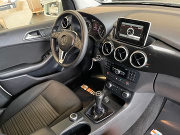 Mercedes-Benz B 180 *Kamera*Klima*Unfallfrei*