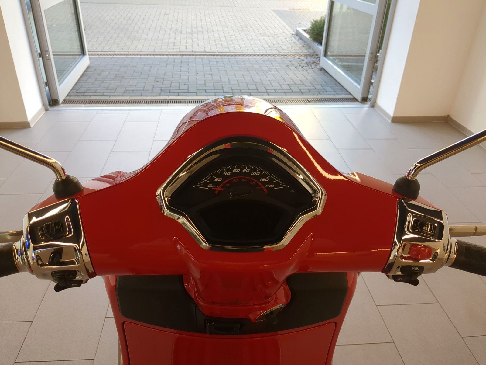 Fahrzeugabbildung Vespa GTS 310 SUPER ROSSO CORAGGIOSO
