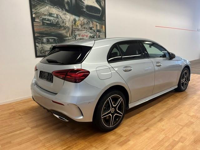 Mercedes-Benz A 250e AMG-Line Panorama Distronic Keyless Go