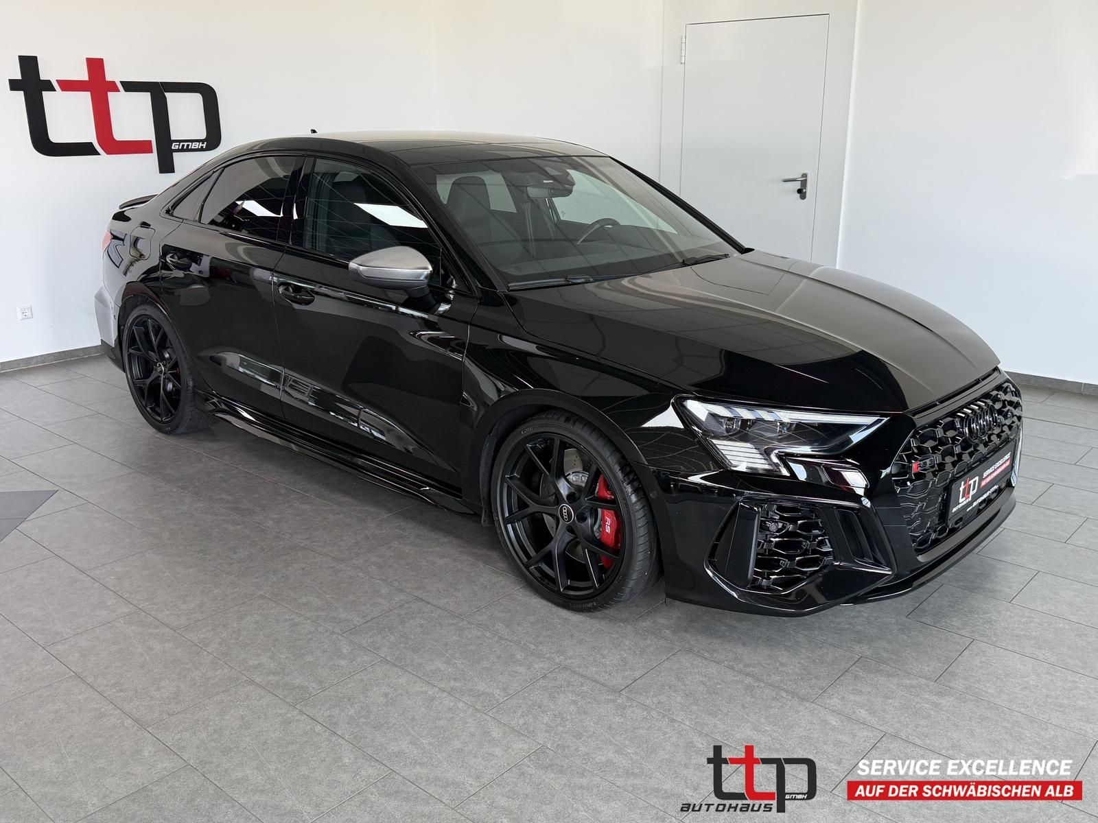 Audi RS3 2.5 TFSI qu. Limousine MATRIX B&O Pano ACC foto 1