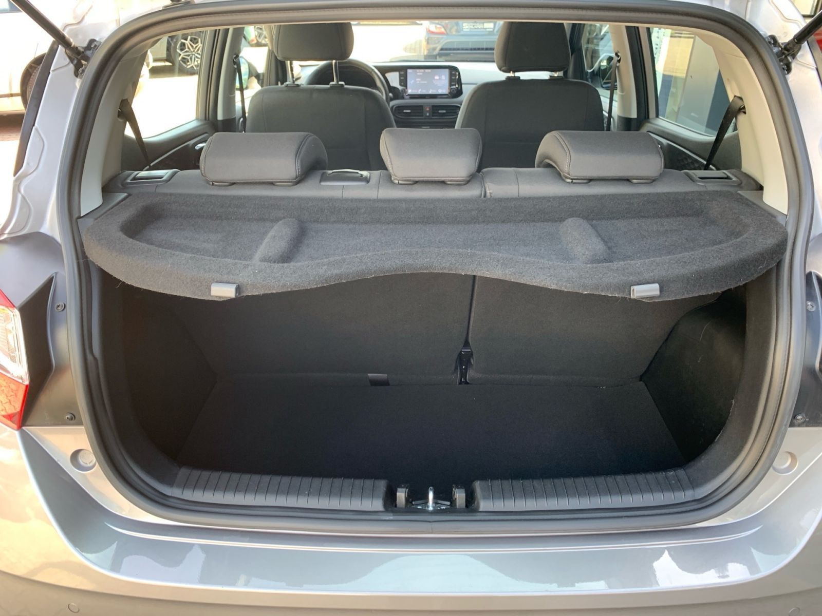 Fahrzeugabbildung Hyundai i10 1.2 Trend 1 Hand Allwetter