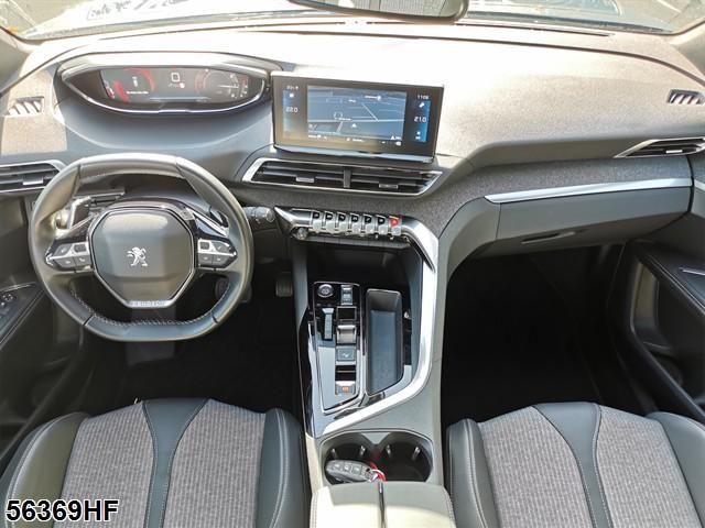 Fahrzeugabbildung Peugeot 3008 1.2 PureTech 130, Allure Pack