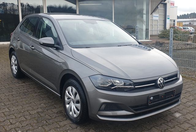 Volkswagen Polo VI Comfortline 110 PS Klimaautom Navigation