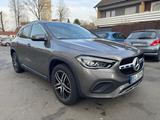 Mercedes-Benz GLA 200 MBUX Ambiente Scheckheft - Mercedes-Benz GLA 200 in Bielefeld