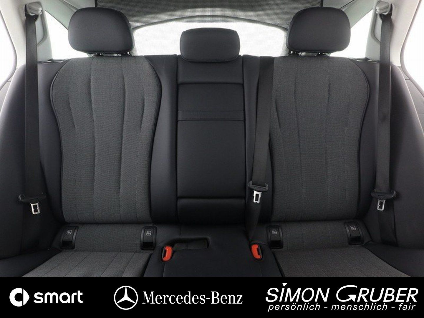 Fahrzeugabbildung Mercedes-Benz E 220 Td Avantgarde KeylessGo Distronic LED
