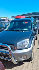Toyota RAV 4 2.0-l-VVT-i 4x4 Executive - gebrauchte Toyota RAV 4 aus dem Jahr 2005
