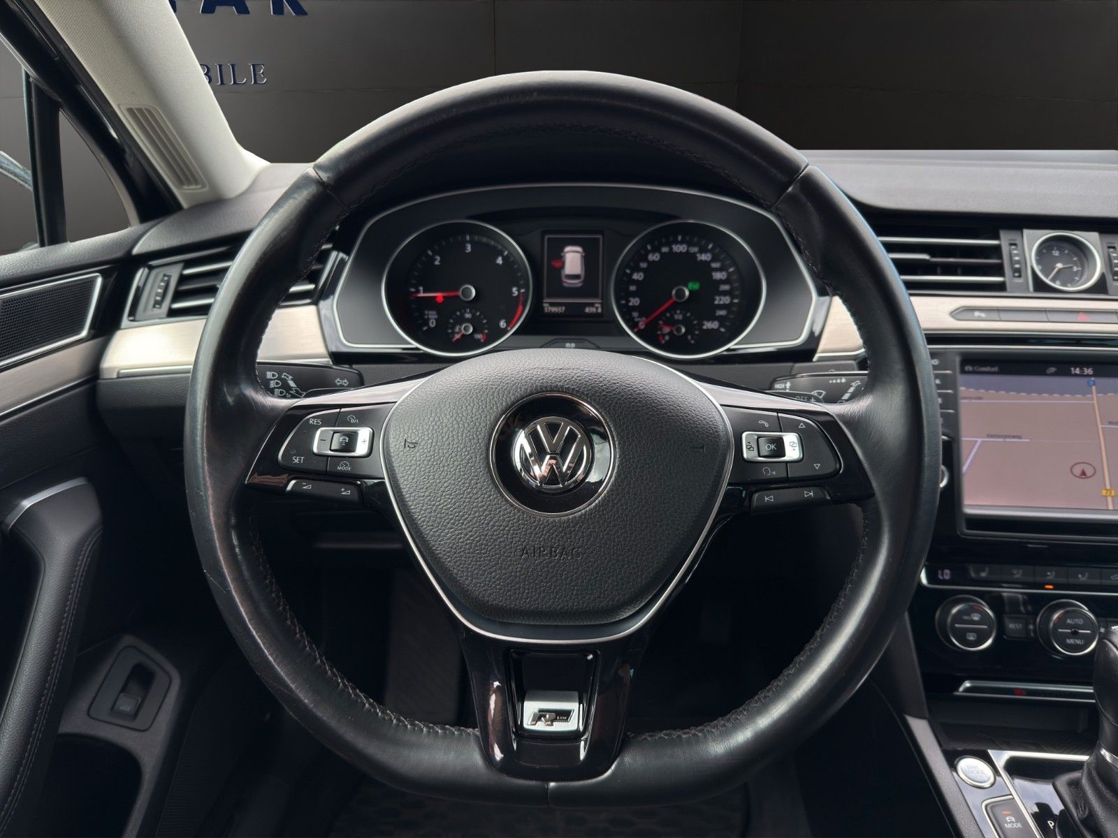 Fahrzeugabbildung Volkswagen Passat Variant 4Motion *ACC*Alcantara*AHK*LED