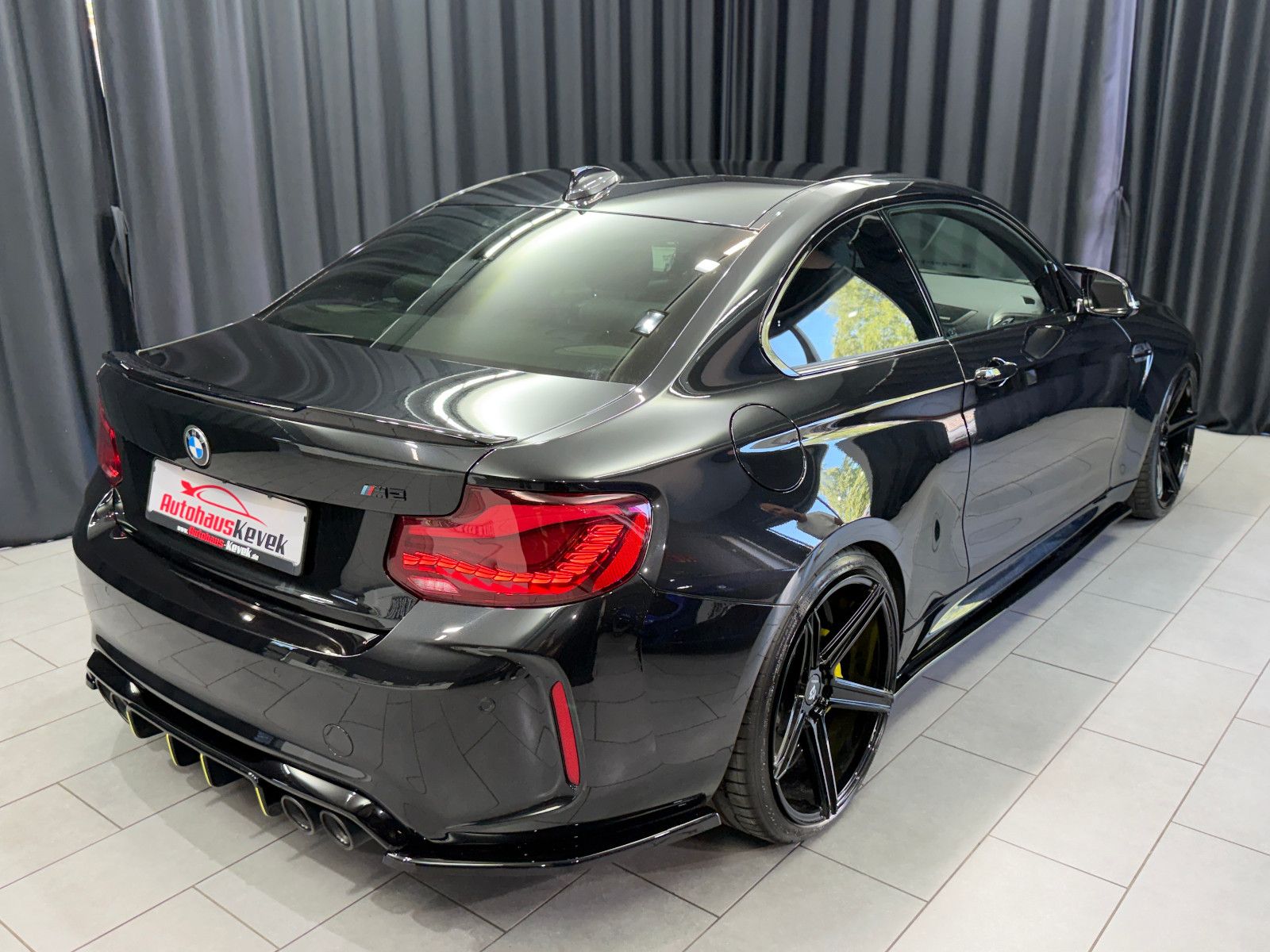Fahrzeugabbildung BMW M2 Coupe |HJS|H/K|M-PERFORMANCE|H&R