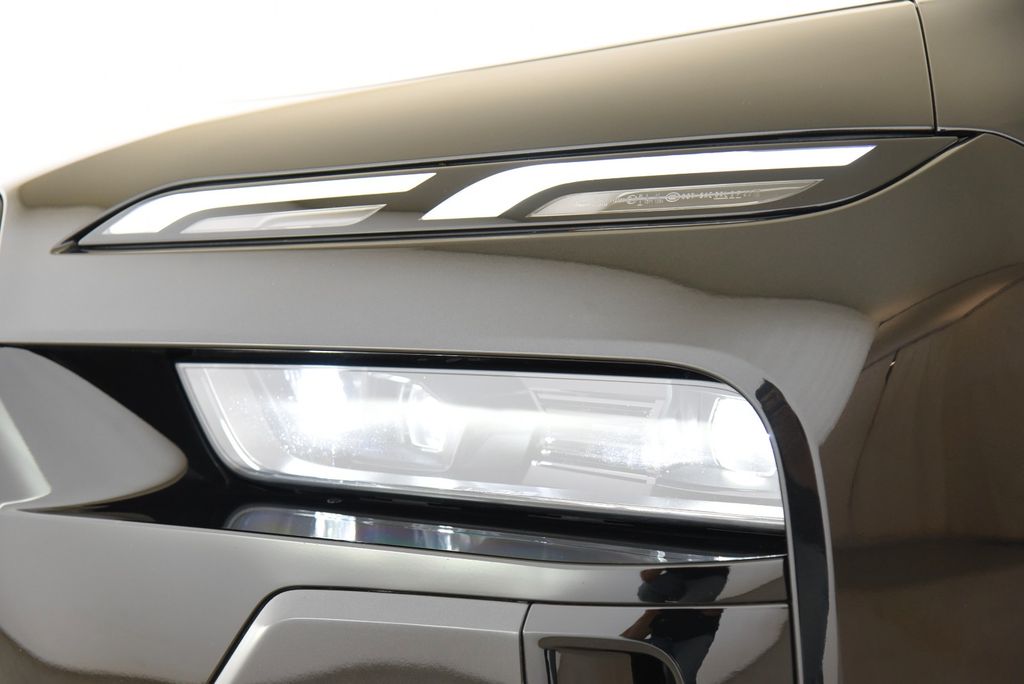 BMW 740