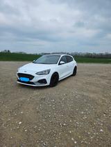 Ford Focus 2,3 EcoBoost ST Styling-Paket ST Styli... - Ford Focus: Styling