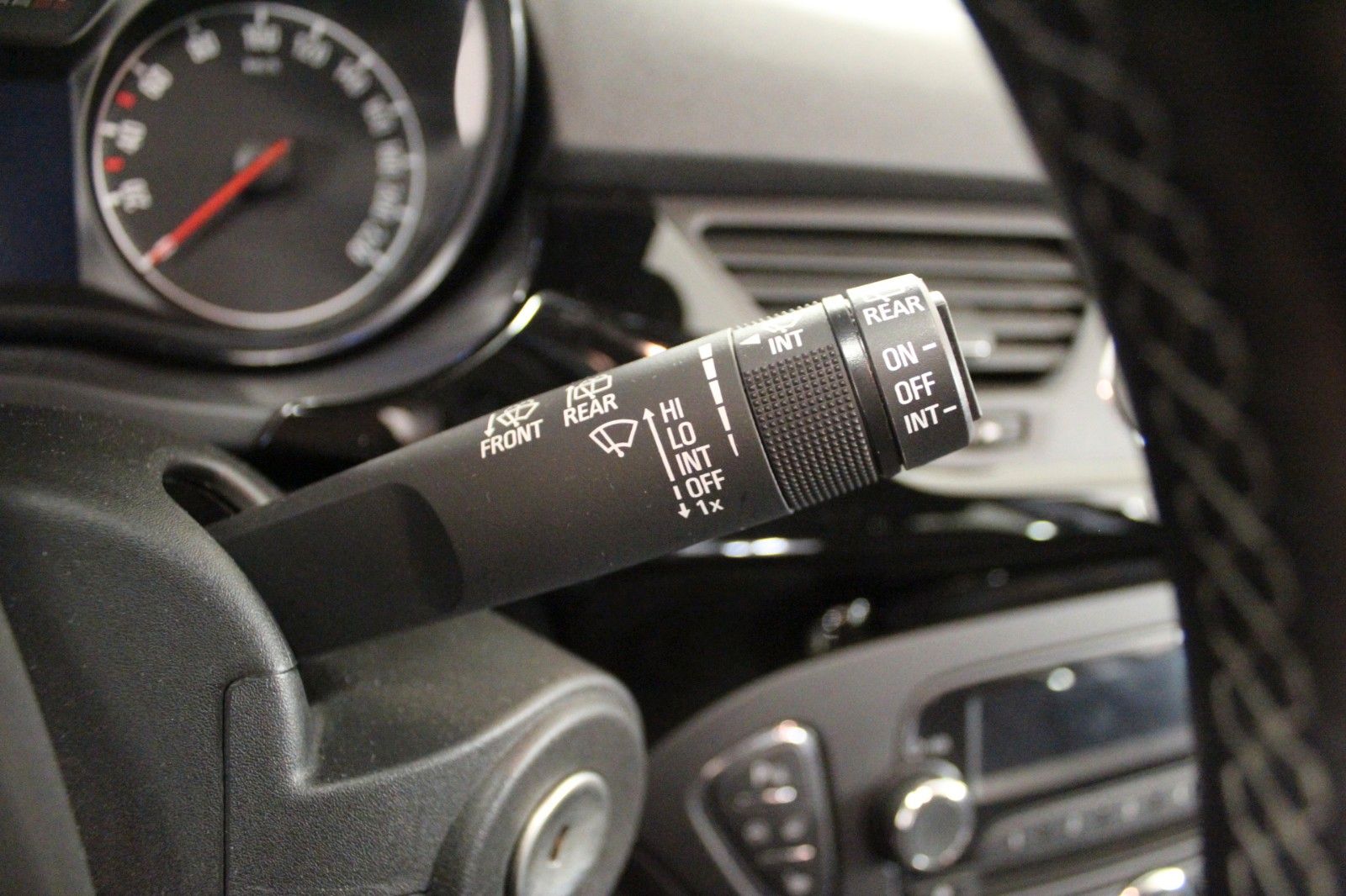 Fahrzeugabbildung Opel Corsa E 1.4 Active Winterpaket*AHK