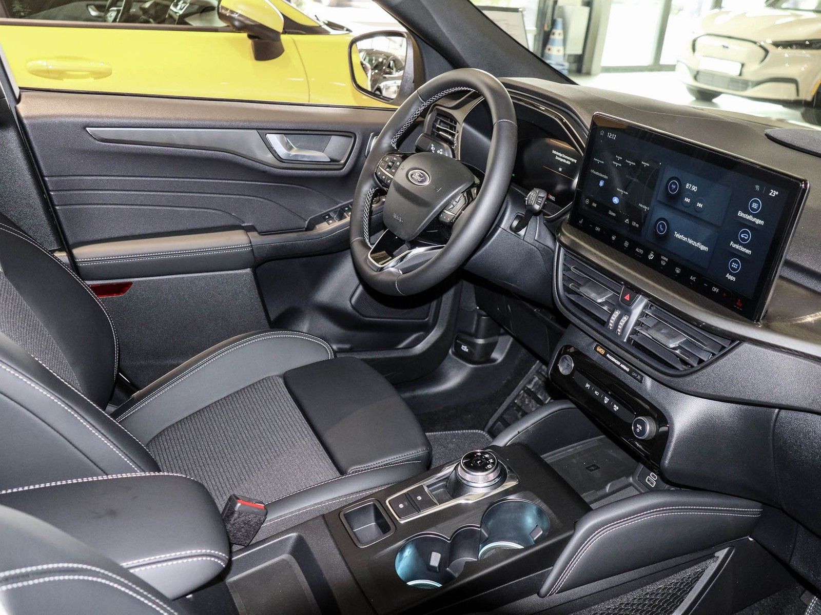 Ford Kuga Sound Edition FHEV AHK schwenkbar, Panorama imagem 3