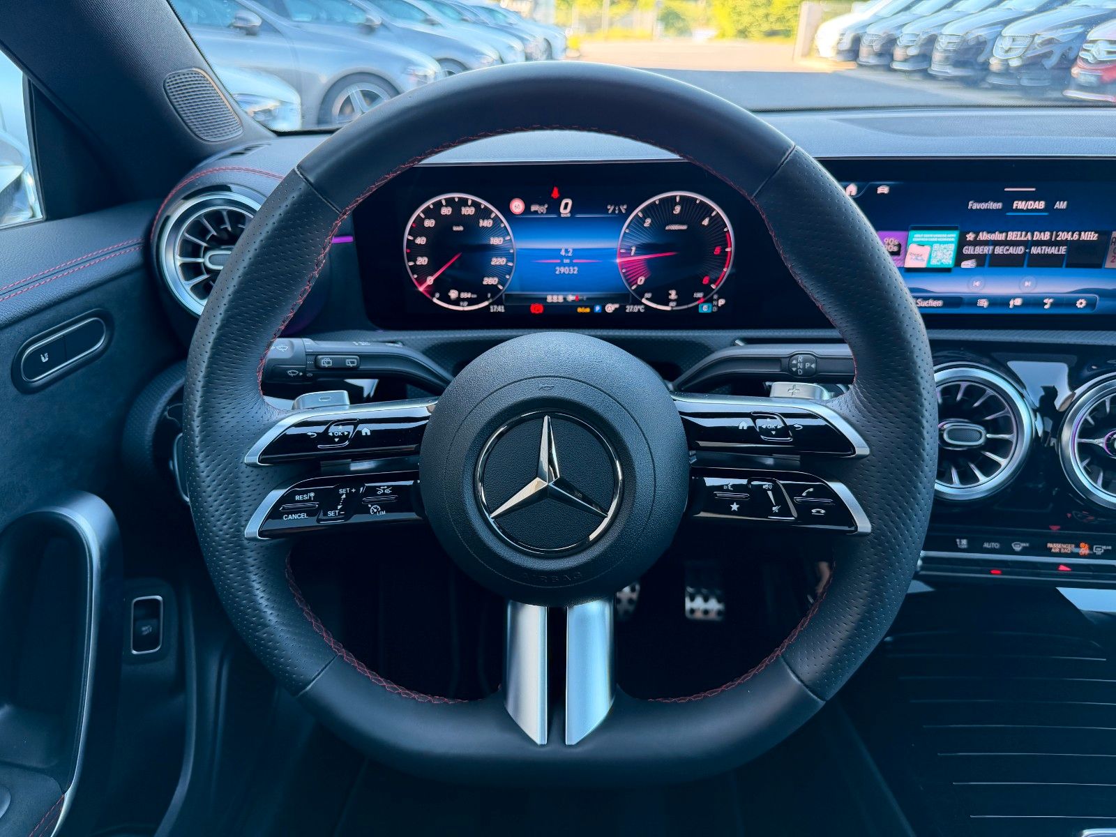 Fahrzeugabbildung Mercedes-Benz CLA 220d SB AMG+Pano+Distr+AHK+Night+Ambiente
