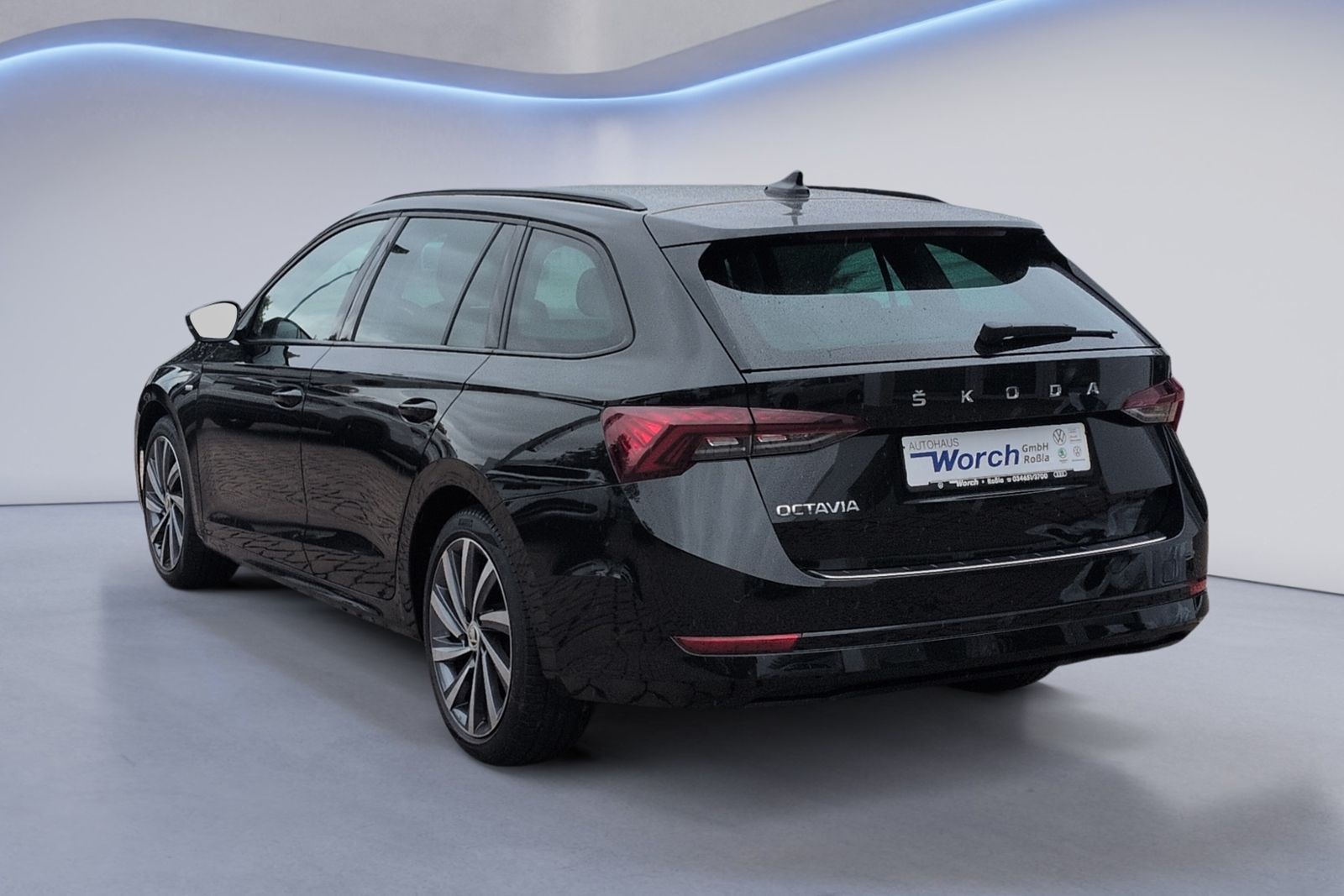 Octavia Combi 1.5 TSI TOUR LED+NAVI+AHK+SHZ