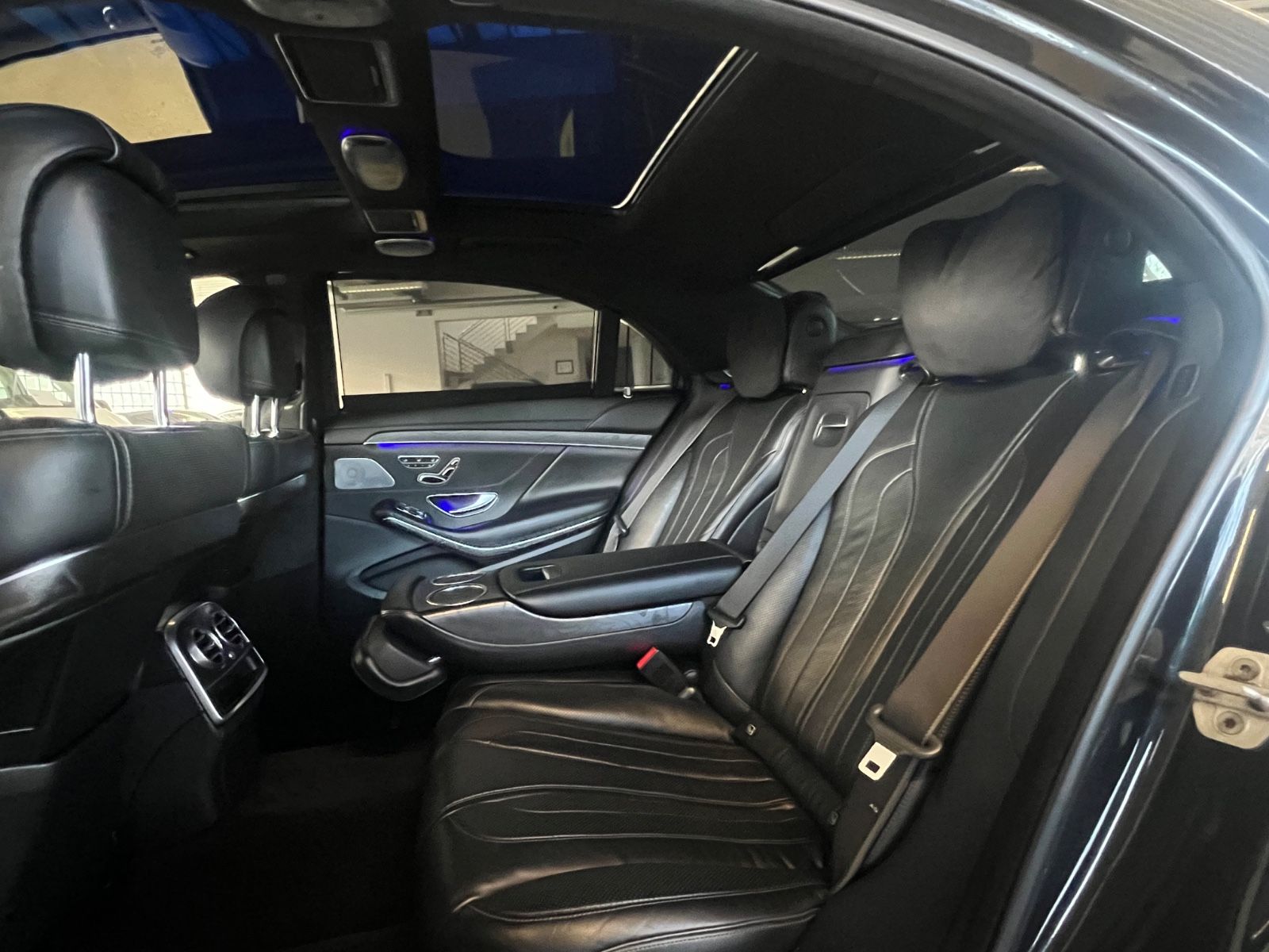 Fahrzeugabbildung Mercedes-Benz S 400 d 4Matic L AMG 63 *3D-Burmester*Magic-Sky*